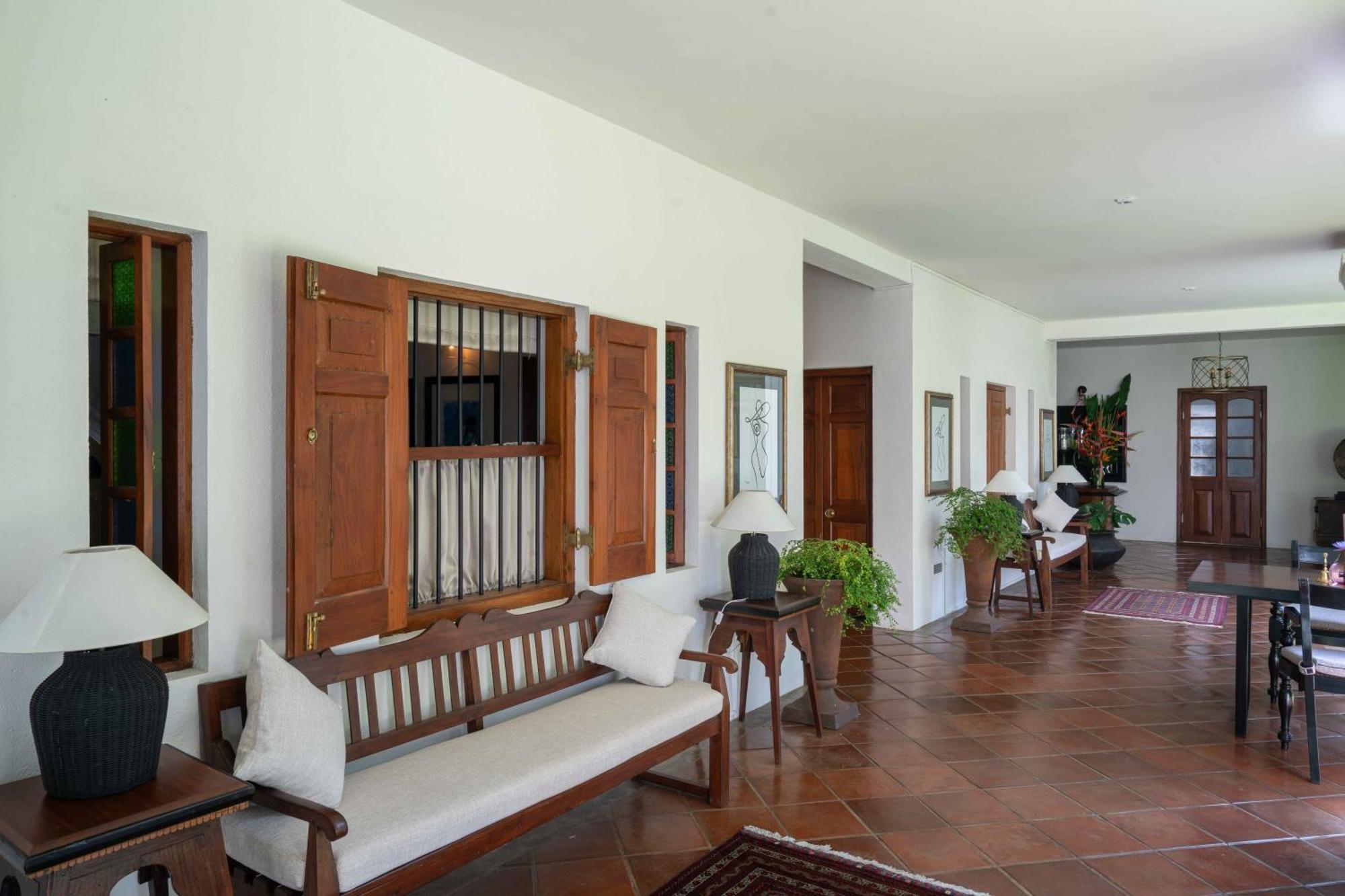 Taru Villas Канди Экстерьер фото