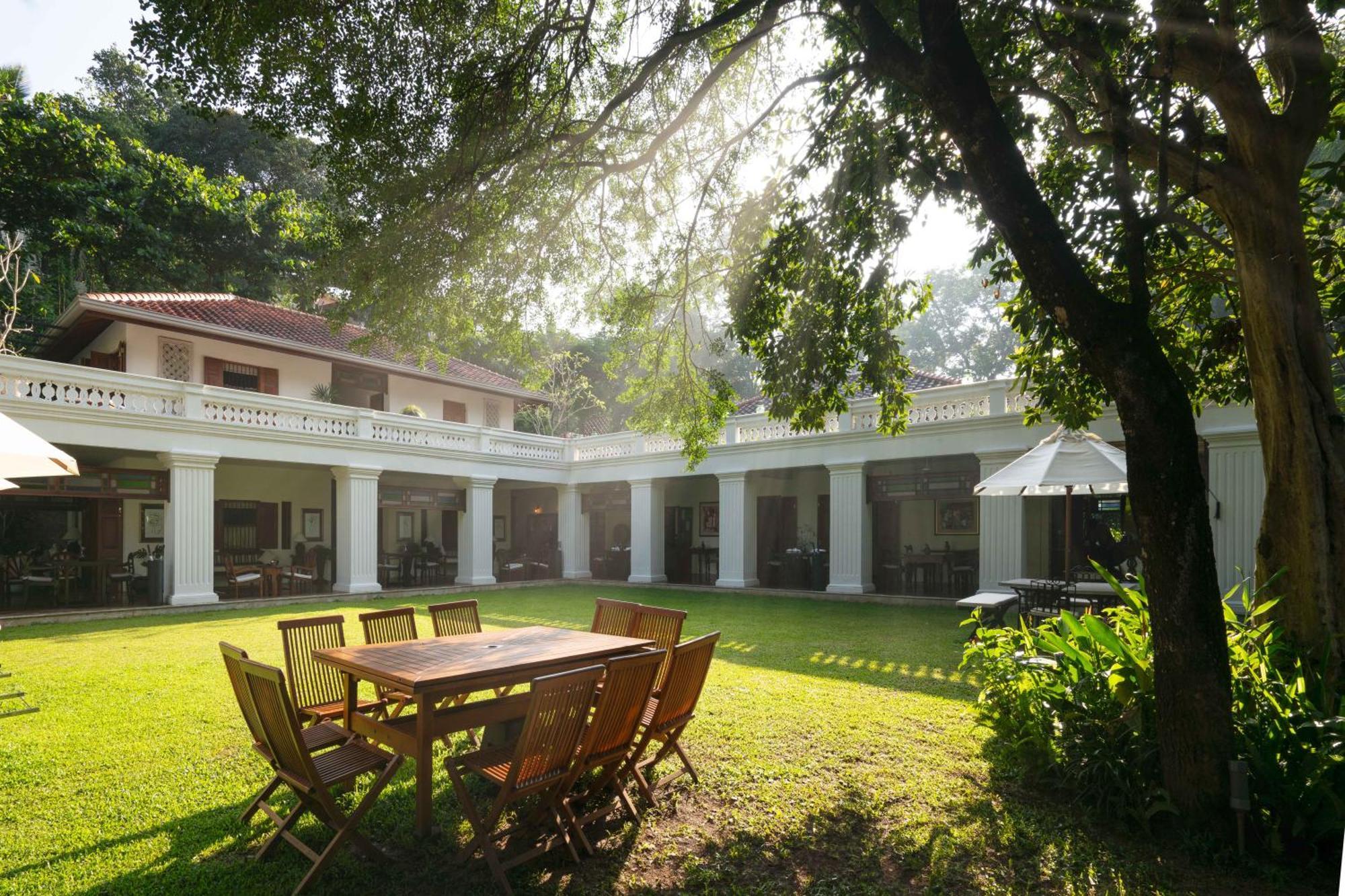 Taru Villas Канди Экстерьер фото